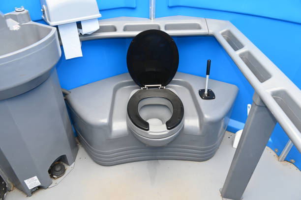 Best Construction site porta potty rental  in Country Clu, MO