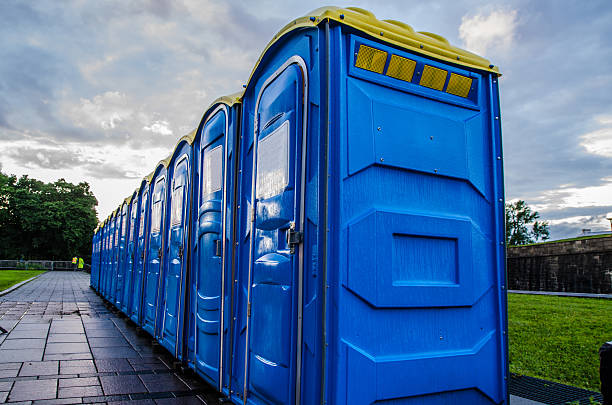 Best Porta potty rental for outdoor events  in Country Clu, MO
